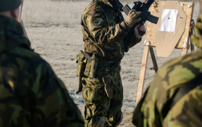 Z přípravy vlastních pom. střeleckých instruktorů